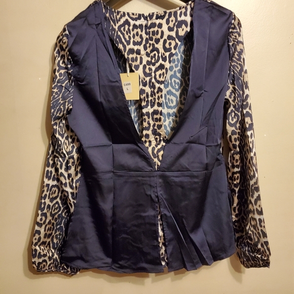 NWT Navy Cheetah Print Long Sleeve Top S-M-L - Picture 9 of 13